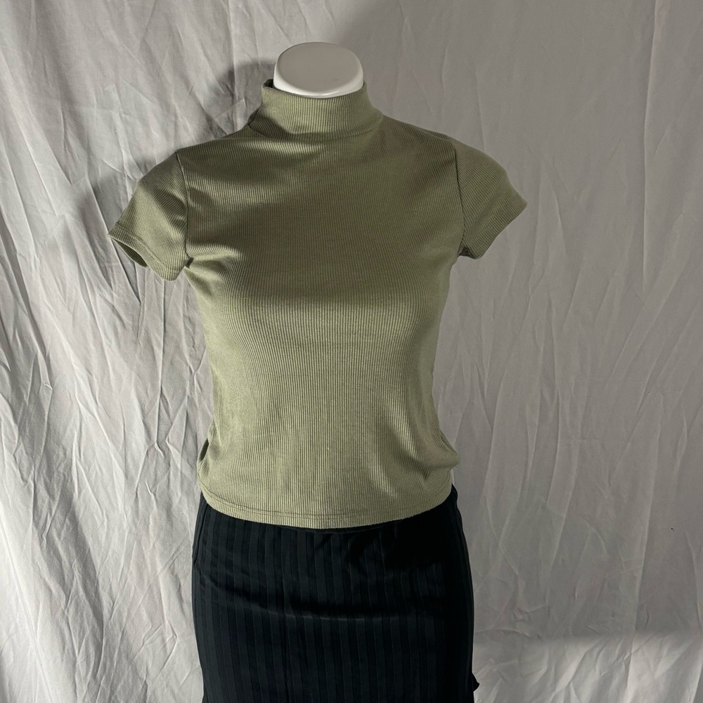 Poof! Green Fitted Cap Sleeve Crop Top